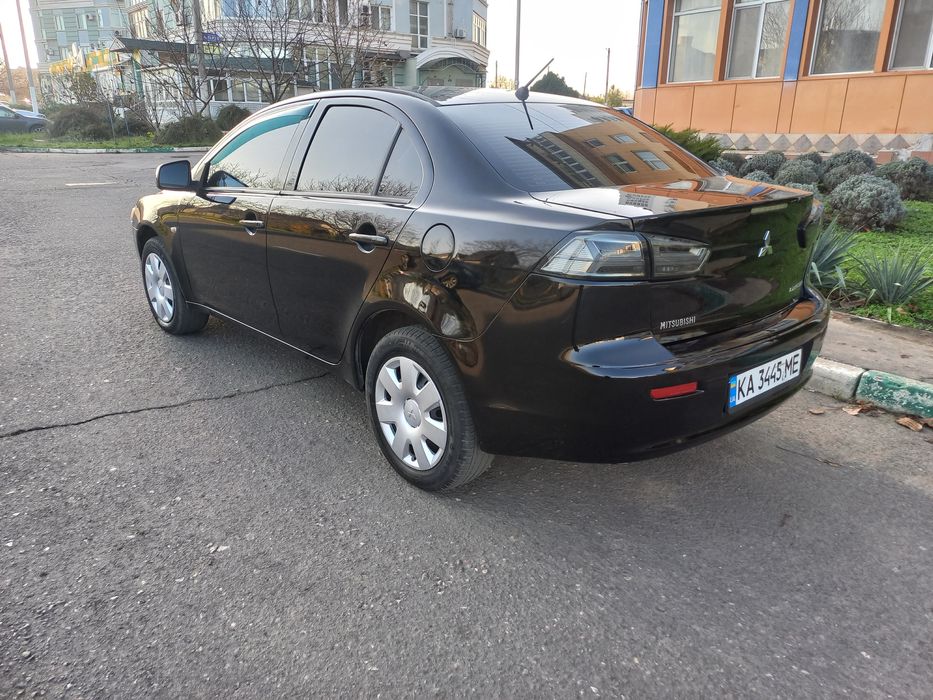 Mitsubishi Lancer X газ/бензин