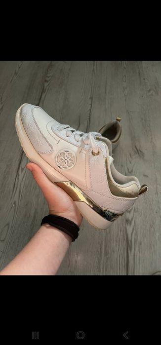 Buty Guess rozmiar 38