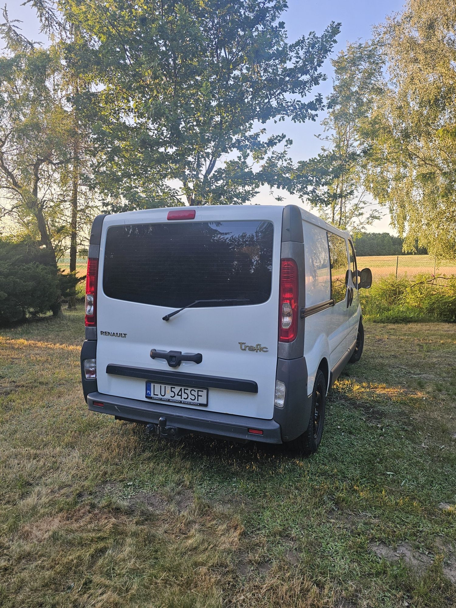 Renault Trafic 2.0 klima 2010r