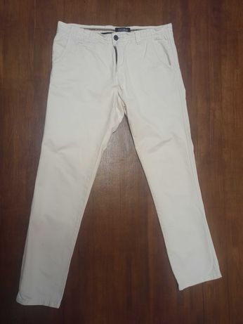 Мужские джинсы Pull & Bear (размер EUR 44) - благотворительность