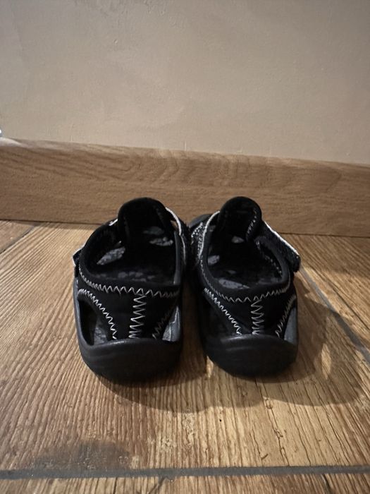 Сандалі дитячі nike 25-26 розмір