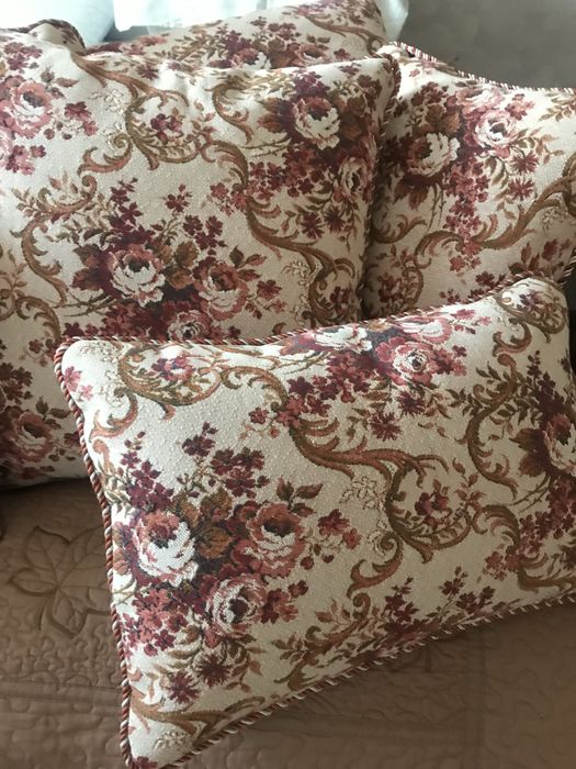 Подушки  диванные декоративные