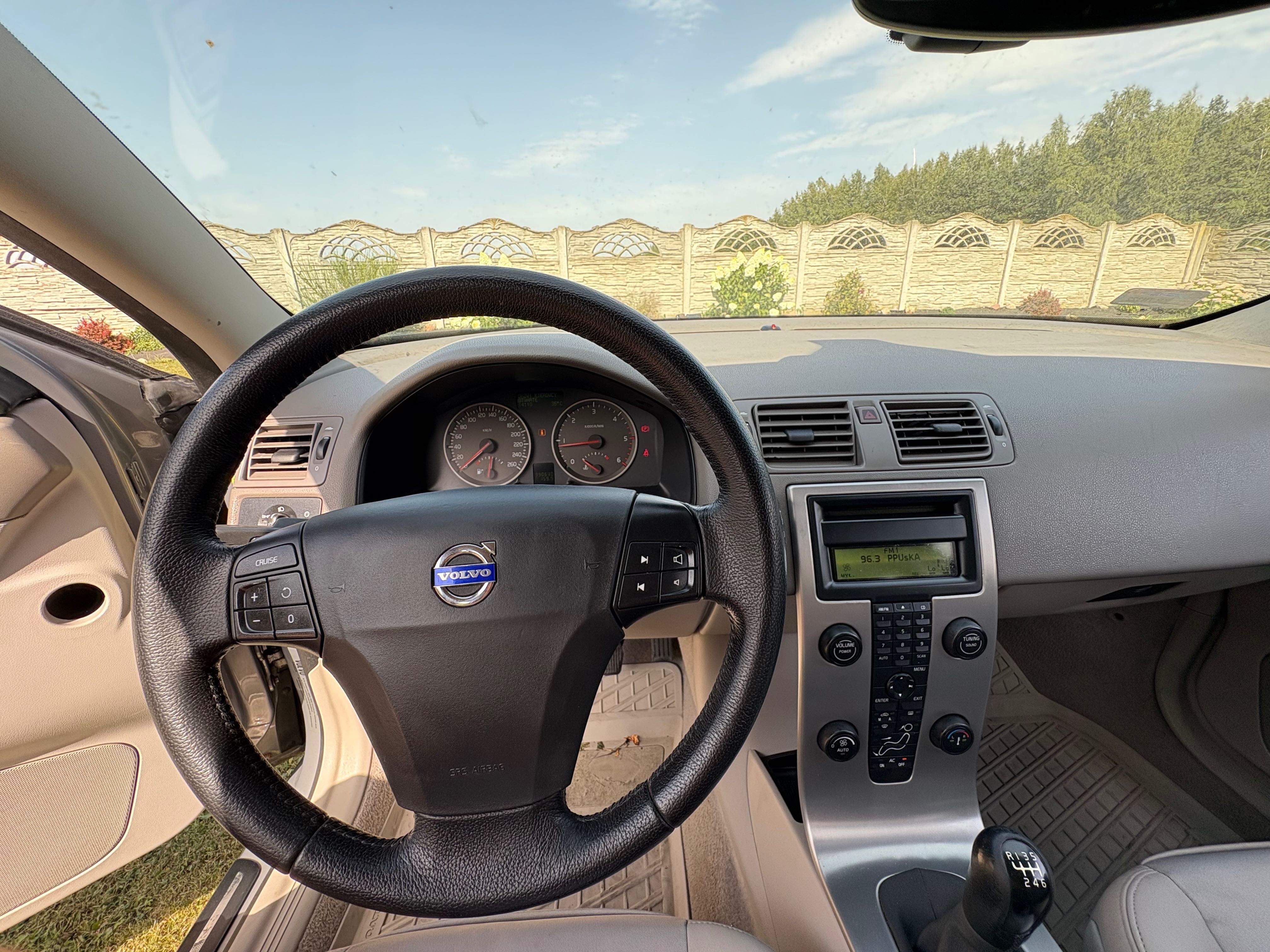 Volvo V50 2.0D 138KM • 2005r • Zadbany • Bez wkładu