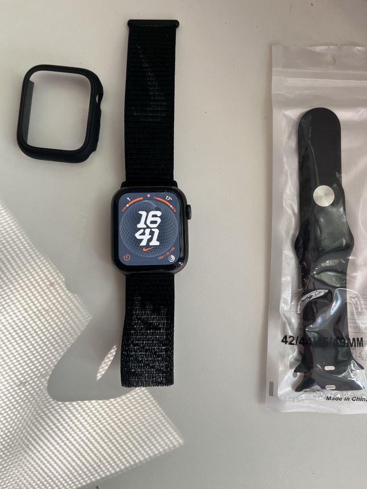 Продам apple watch 5 44 mm black/rose