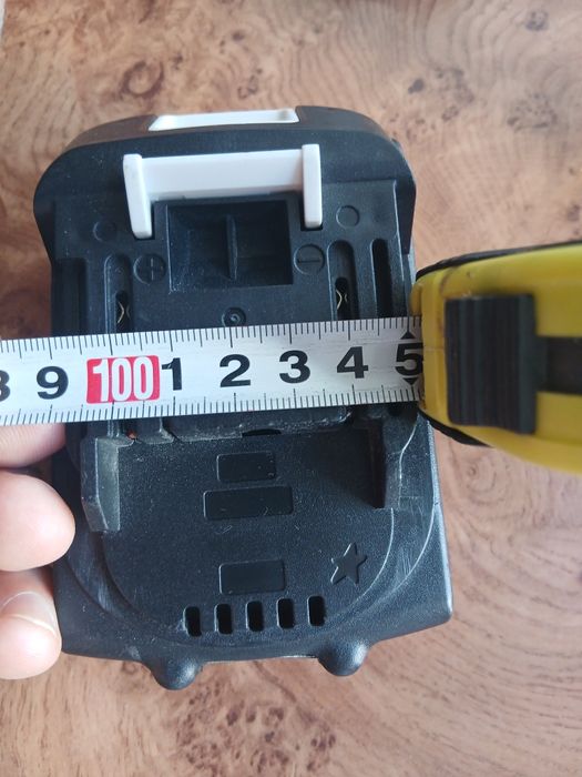 Гайковерт. Імпакт.Зарядне 18-36 макіта.