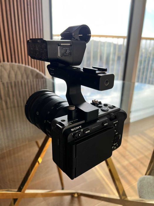 Sony FX3 Cinema Line + Top Handle XLR + Sony FE 24-105mm f/4 G OSS