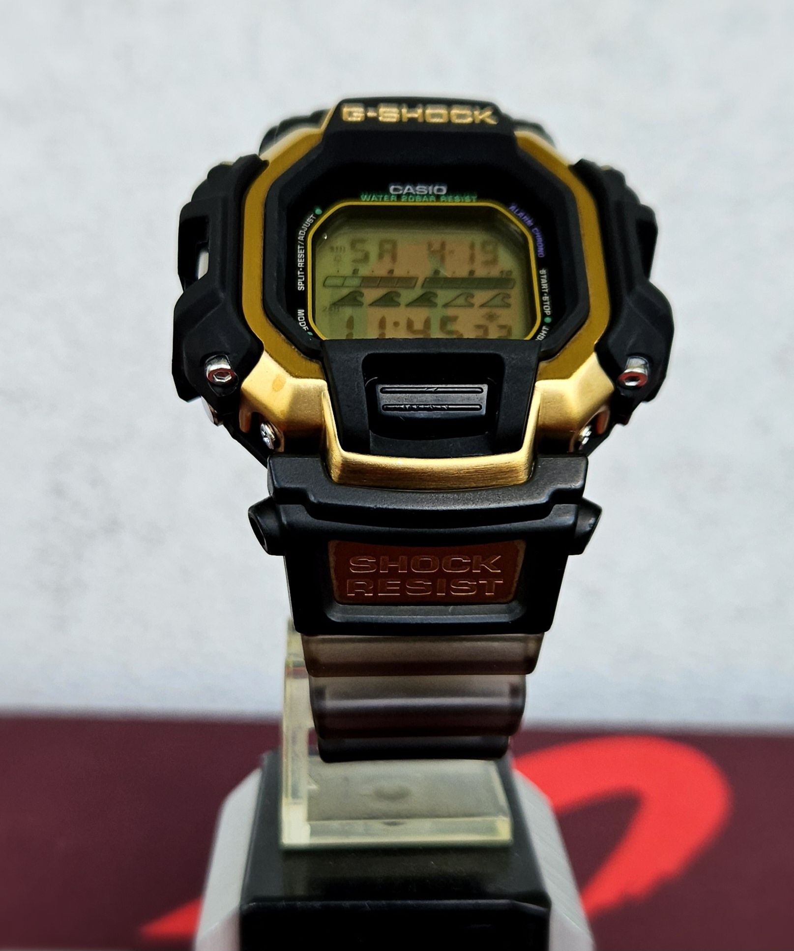 Hit! DW-8160 Foxfire Endless Summer vintage-G Casio G-shock 1995