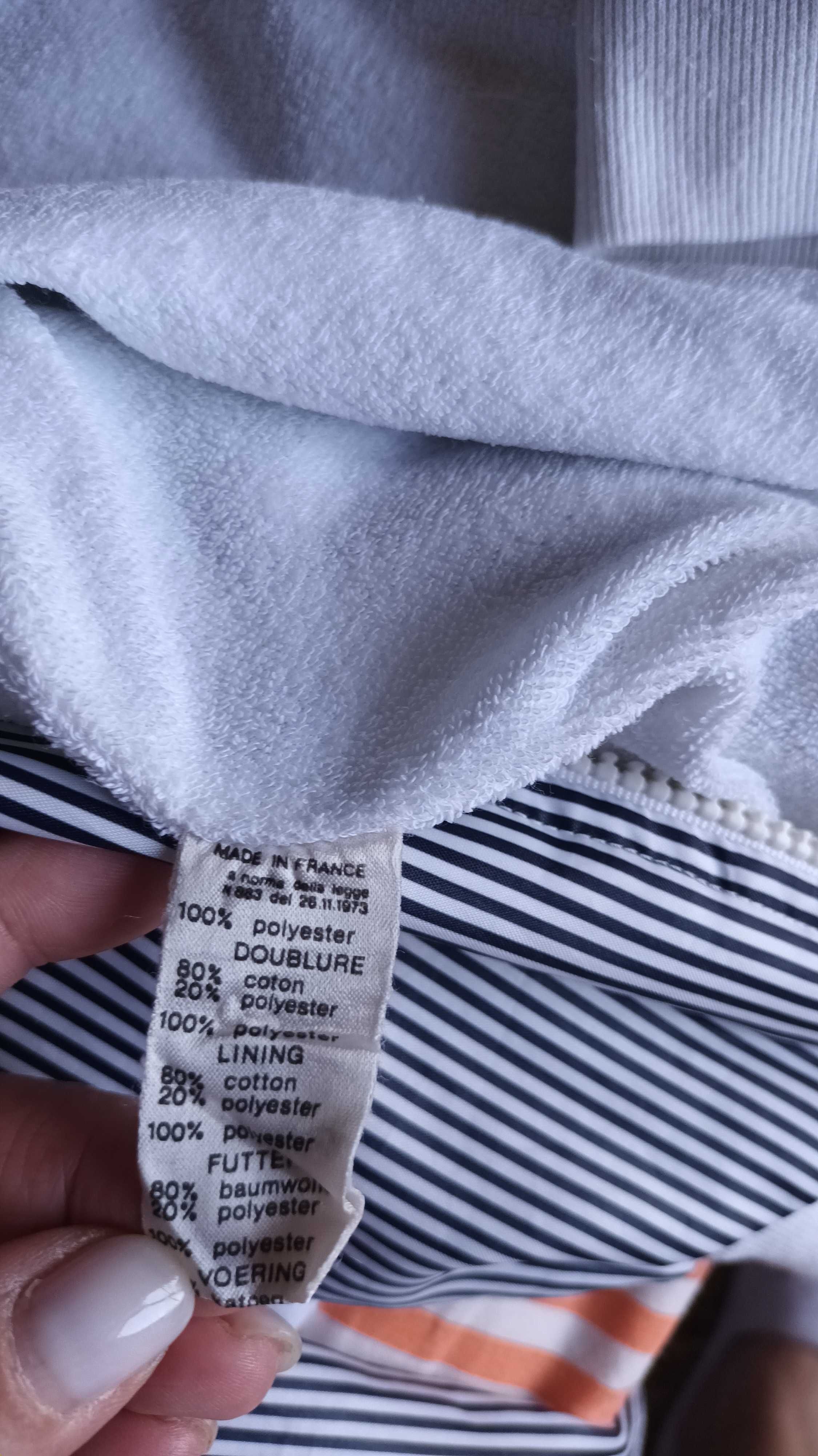 Blusão bomber azul e branco