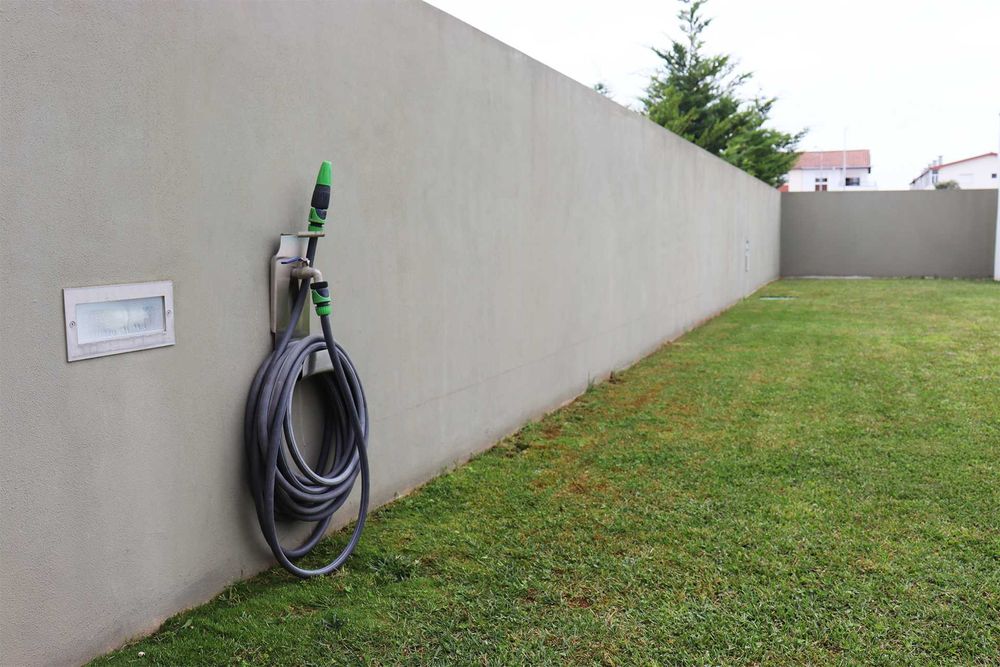 Suporte de Mangueiras para Torneira