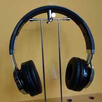 [5] Słuchawki bezprzewodowe Accelerate