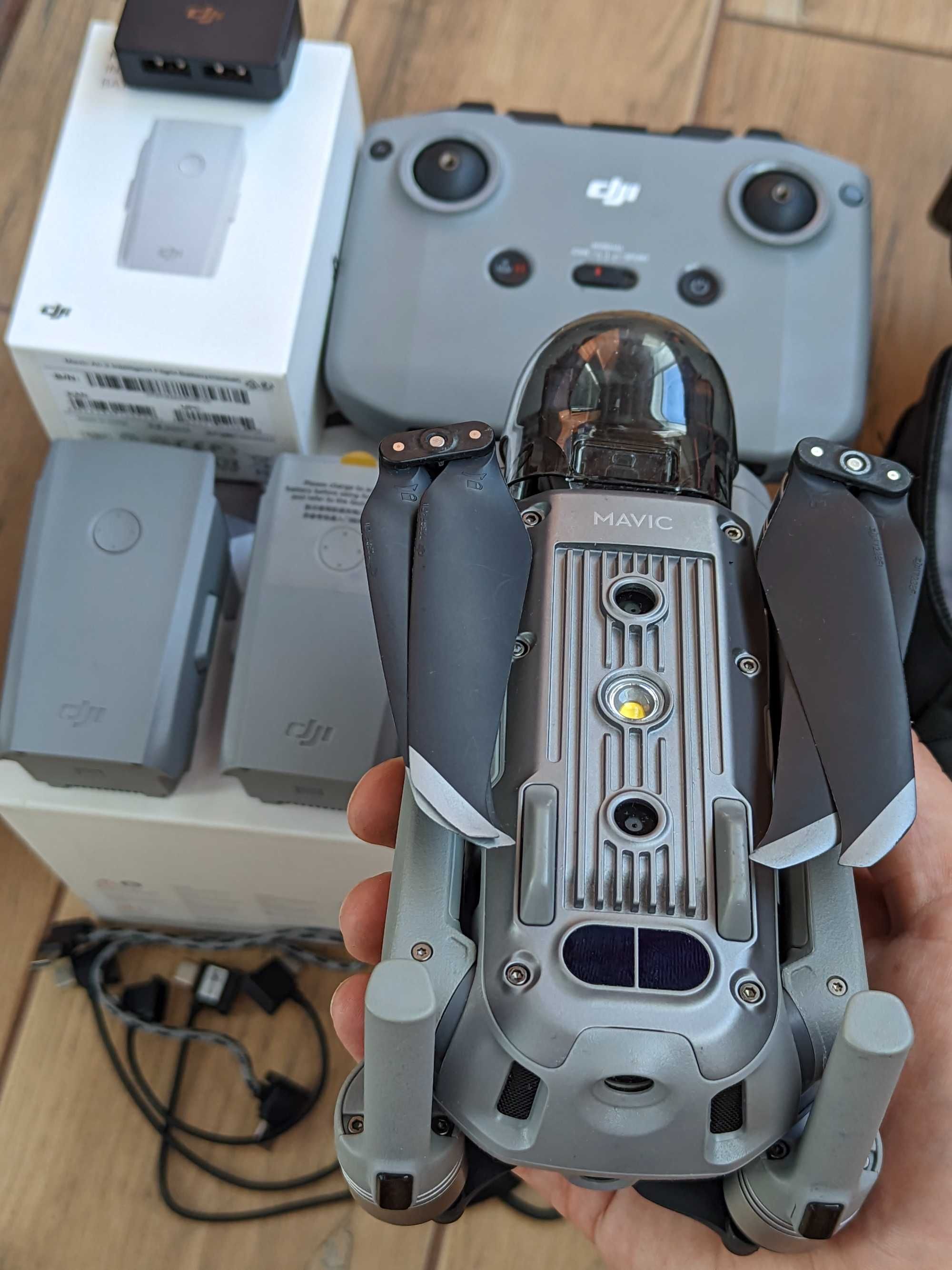 Dji Air 2 повний комплект перший власник новий дрон мавік для навчань