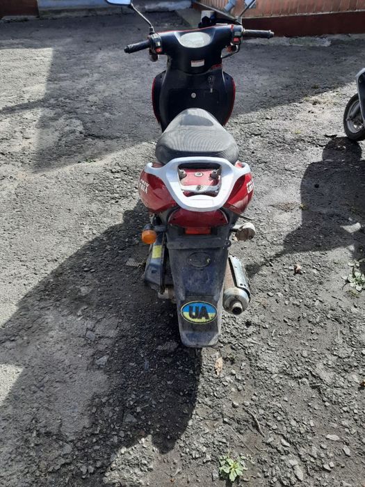 Продам два скутери