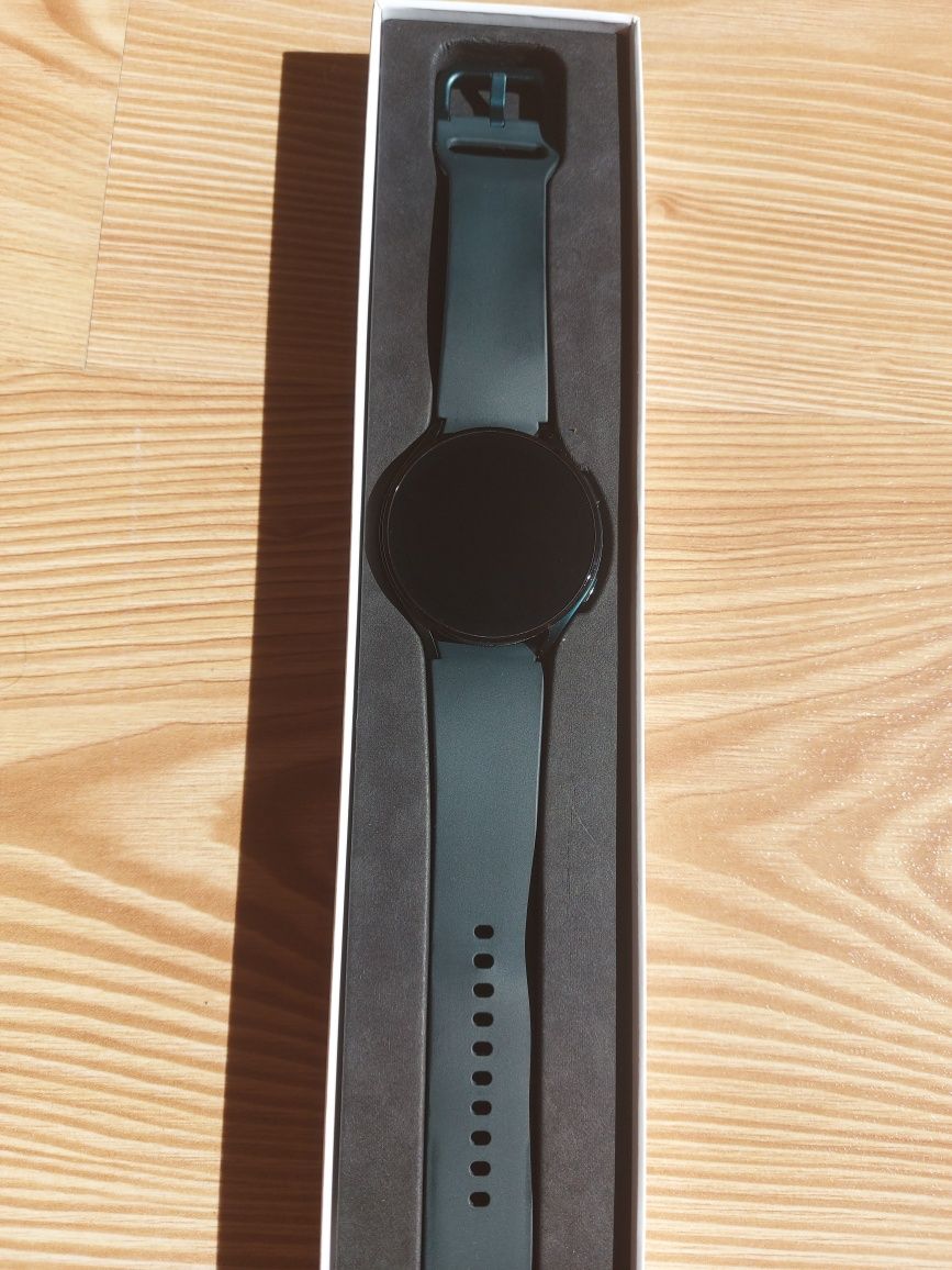 Samsung watch 4 44mm