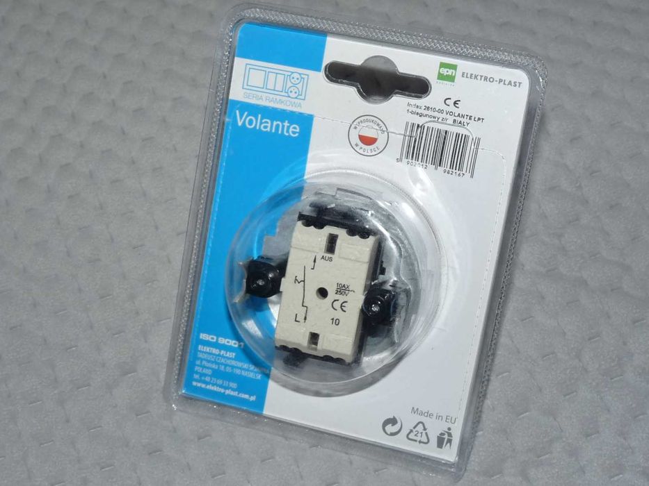 Włącznik podtynkowy jednoprzyciskowy Volante biały