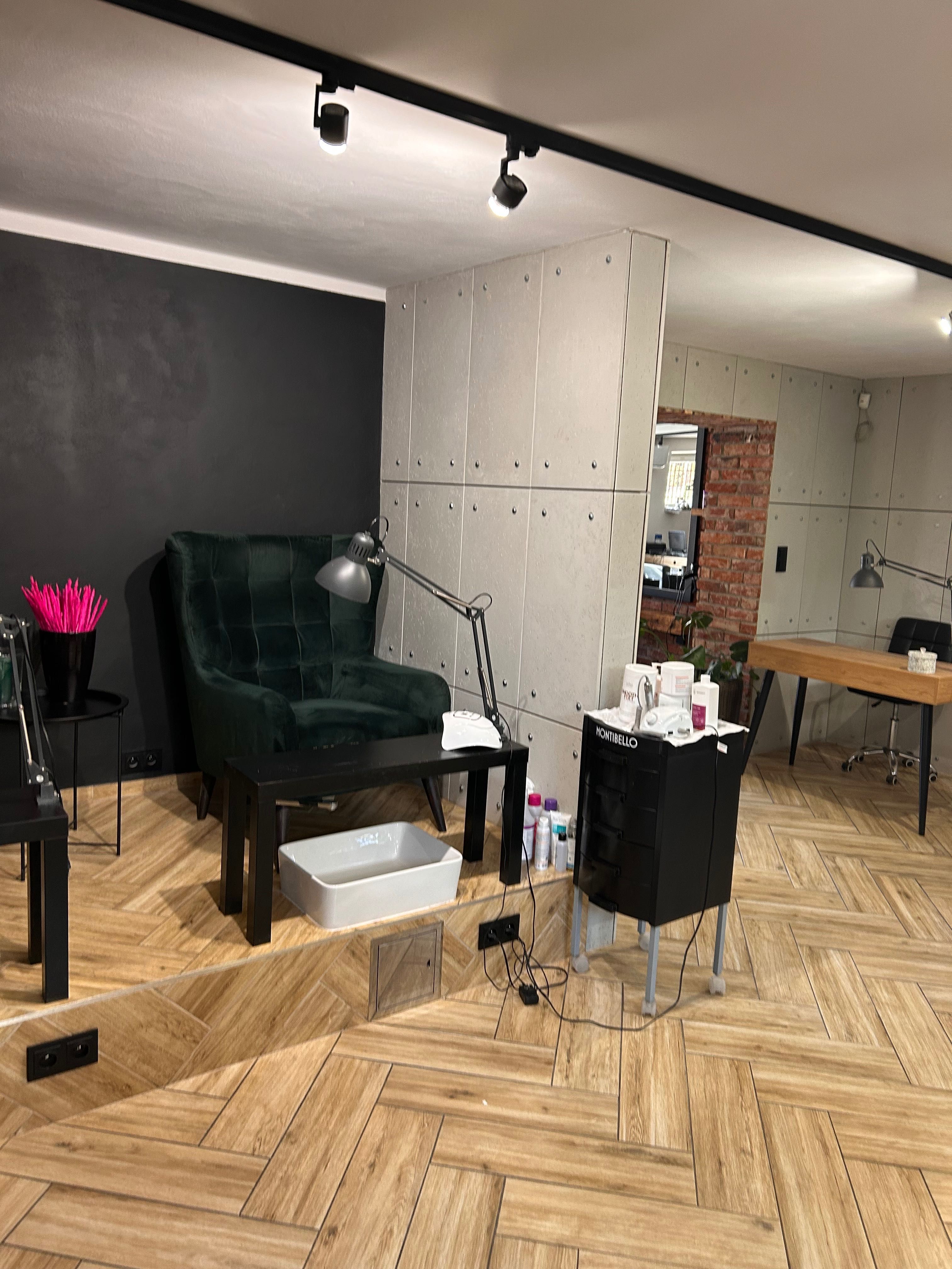 Wynajmę salon manicure 40 m2