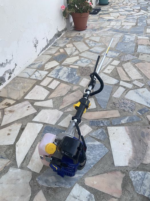 Varejadora gasolina 25,4 CC GOODYEAR como nova