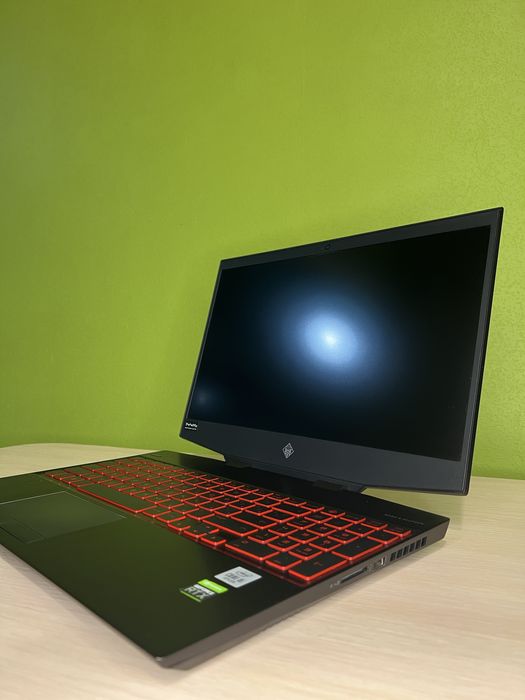 Ігровий ноутбук HP OMEN 15, i5+ RTX 2060