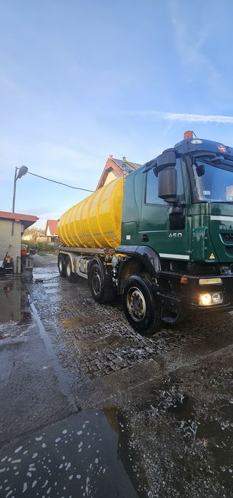 Iveco trakker 450 szambiarka