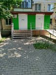 Продам помещение под магазин Бочарова 6.