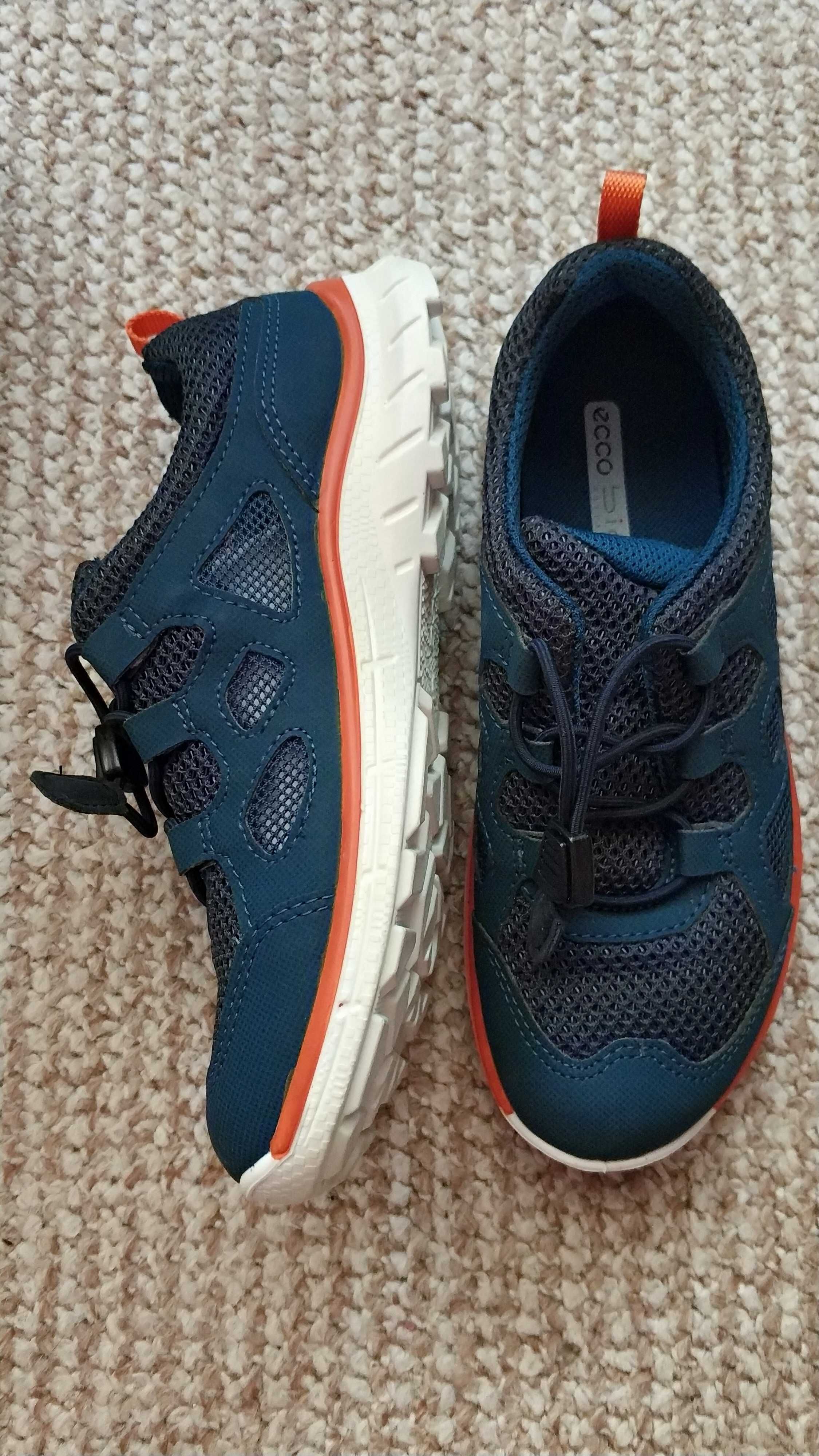 Кросівки Ecco Biom Trail Kids, 32