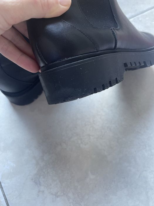 Guess botki skórzane trapery 39