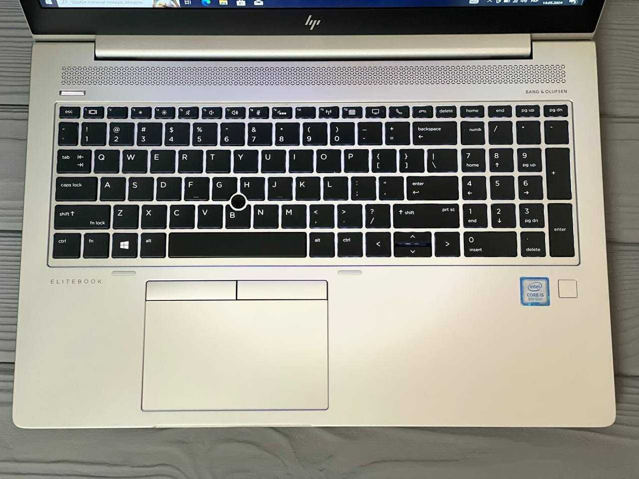 HP EliteBook 850 G5  | i5-8250U  | 16 GB x 256 SSD