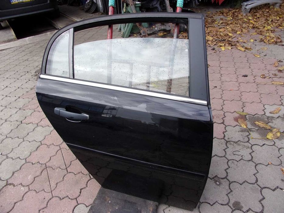 Drzwi tylne prawe VECTRA C SEDAN Z20R