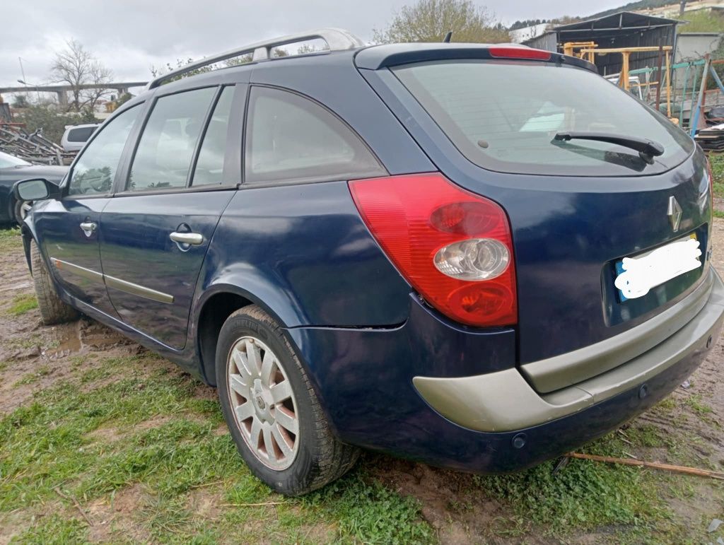 Renault Laguna ano 2002 gasolina 1.6 só peças
