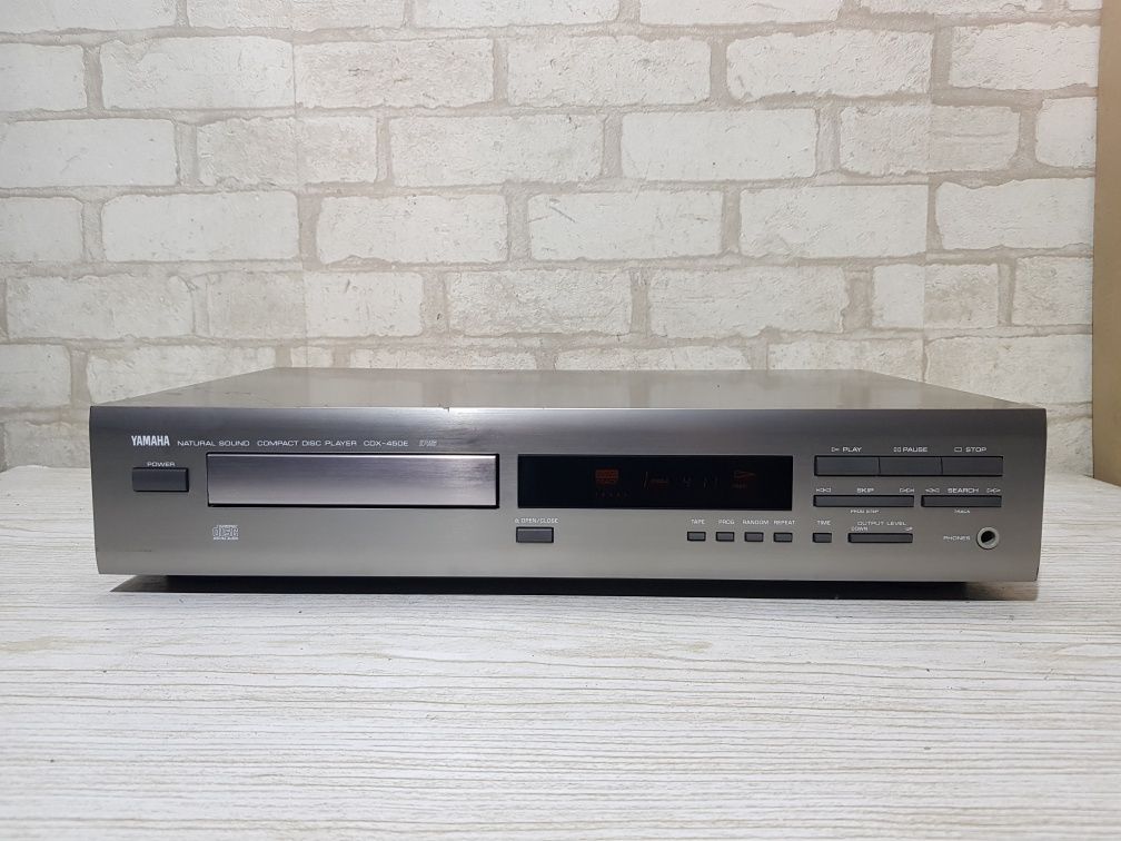 CD програвач/проигрыватель Yamaha CDX-450 E б/у з Німеччини