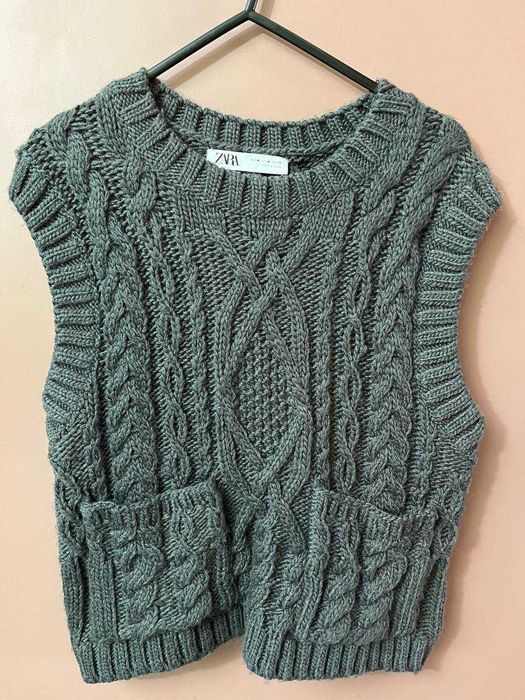 Жіночий сірий в'язаний жилет з кишенями ZARA S/M