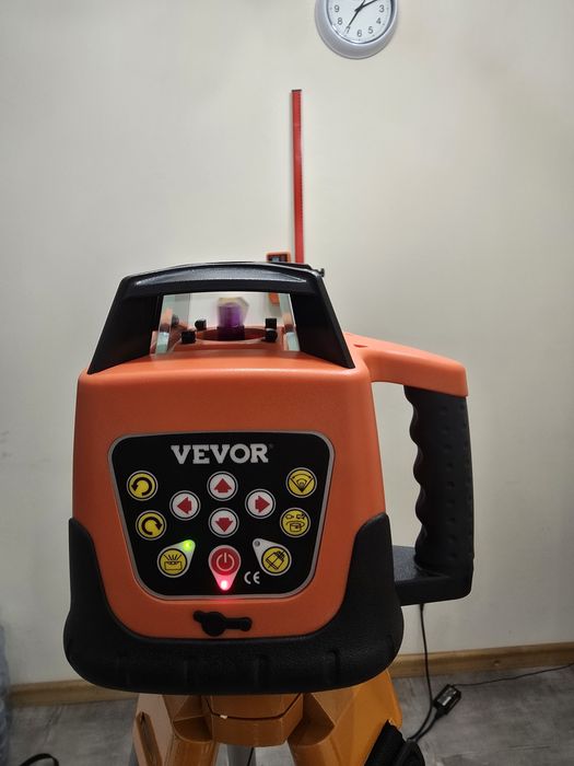 Niwelator VEVOR-urzadzenie domierzenia i przenoszenia poziomów .