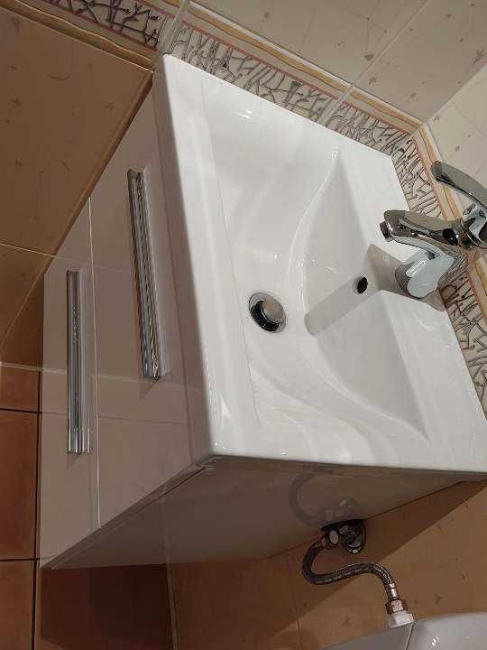 Szafka łazienkowa z umywalką szer.50 cm