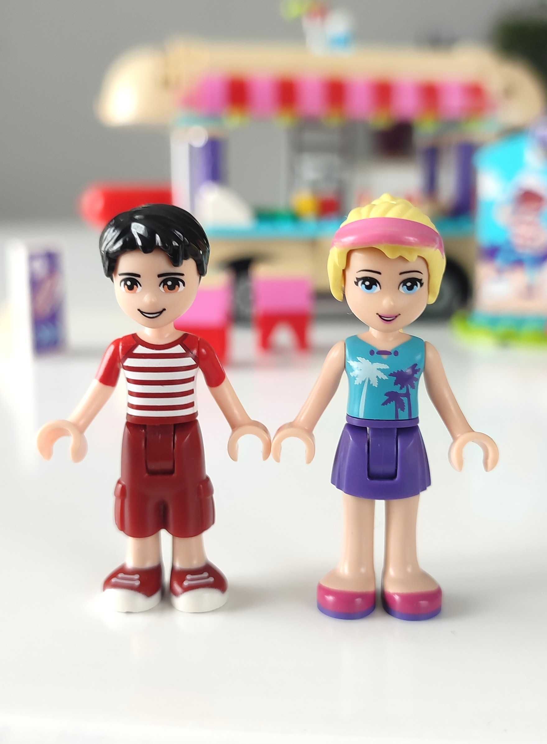Lego Friends 41129 Furgonetka z hot-dogami kompletny z instrukcją