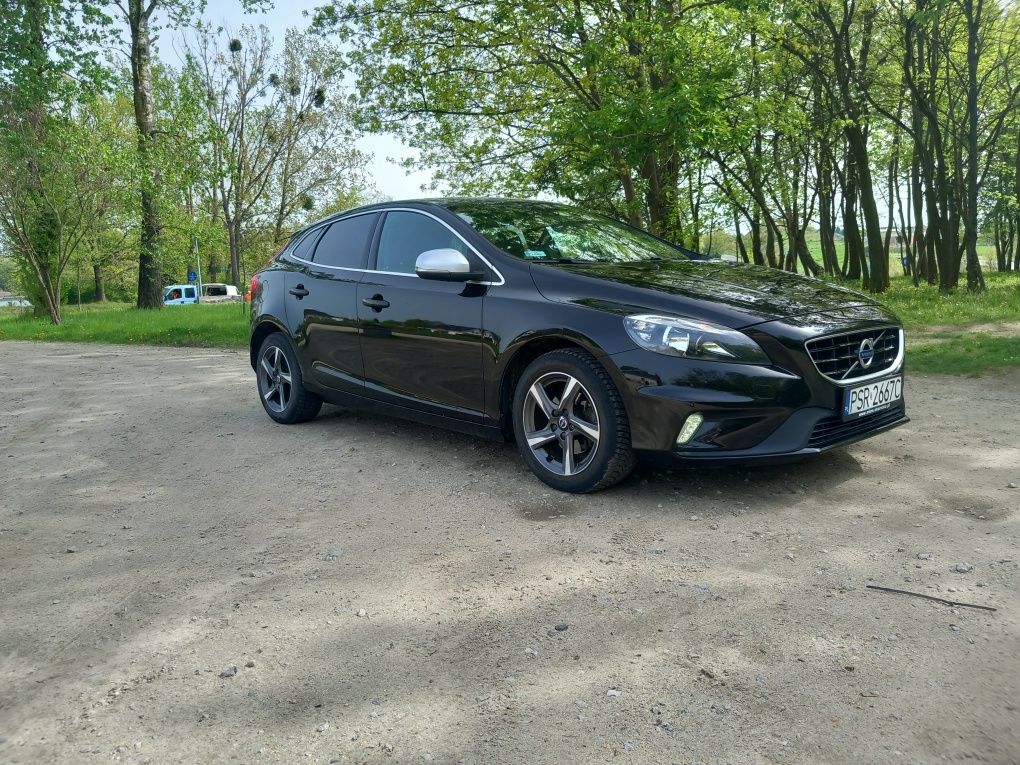 Volvo v40 R design  d2 2015r