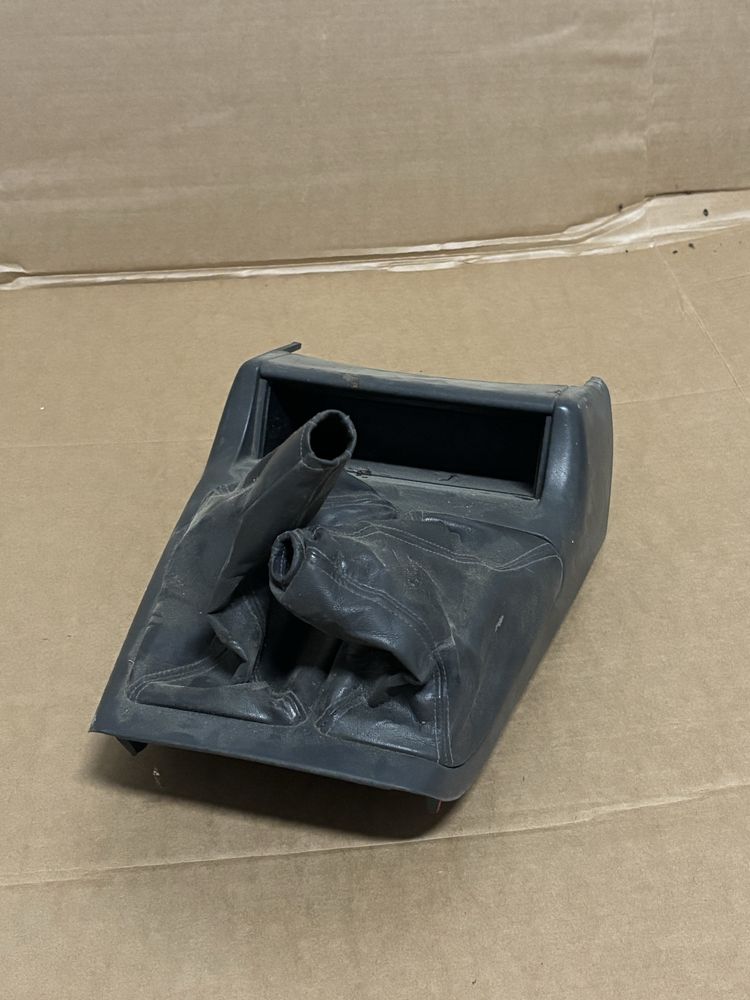 Plastico c/Pele mudancas Mitsubishi Sportwagon