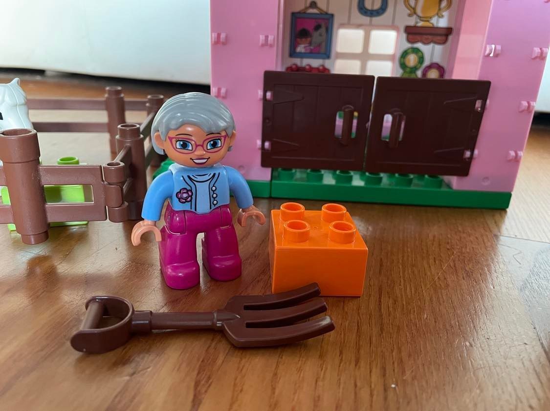 Klocki LEGO DUPLO 2 zestawy + dodatkowe elementy + pudełko