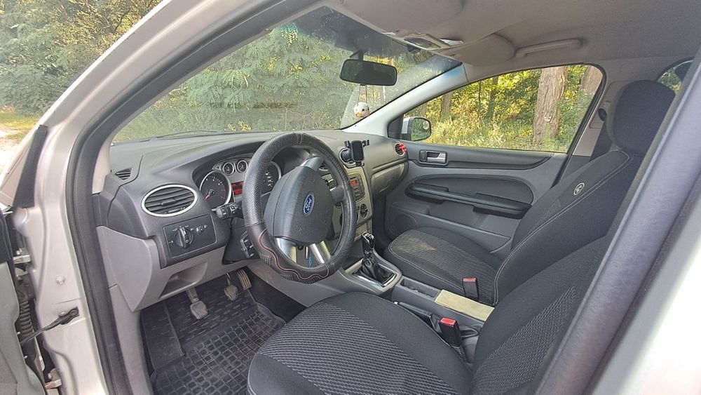 Форд фокус 2 .2008р в.Газ бензин