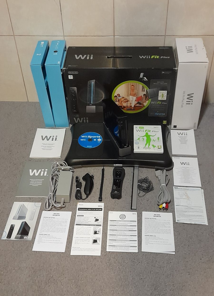 Consola Wii Fit Plus Pack+Wii Balance Board(EXCELENTE ESTADO NA CAIXA)