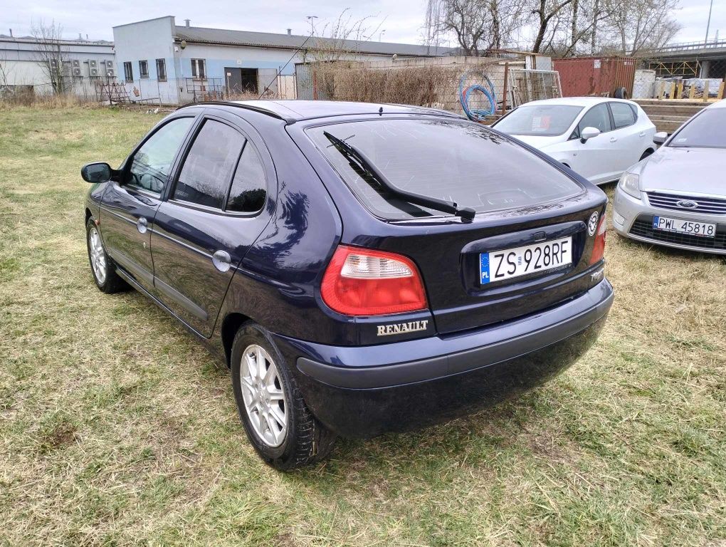 Renault Megane, 1.6Benzyna, 2000Rok