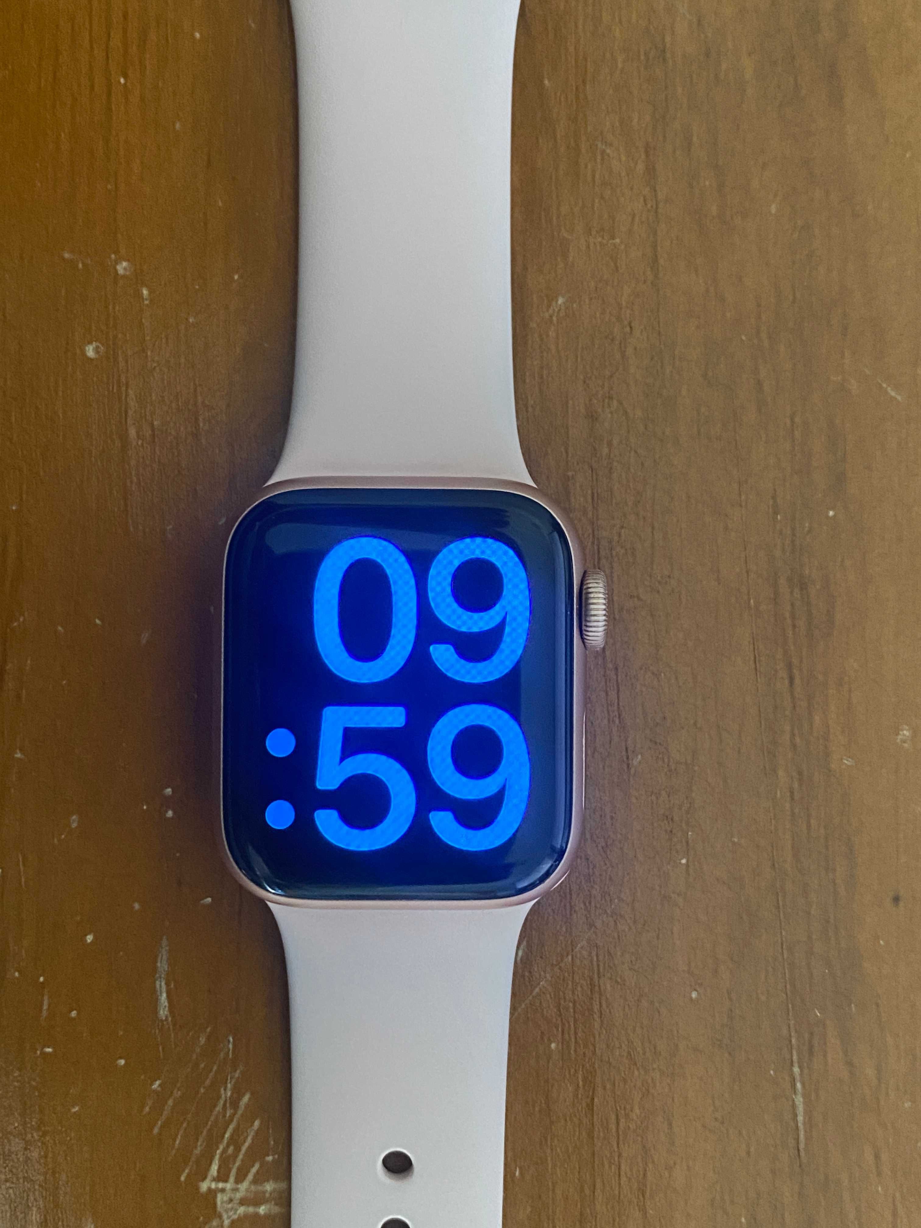 Apple Watch SE 40mm
