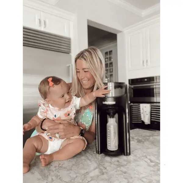 Машина для приготування суміші Baby Brezza Formula Pro Advanced Black