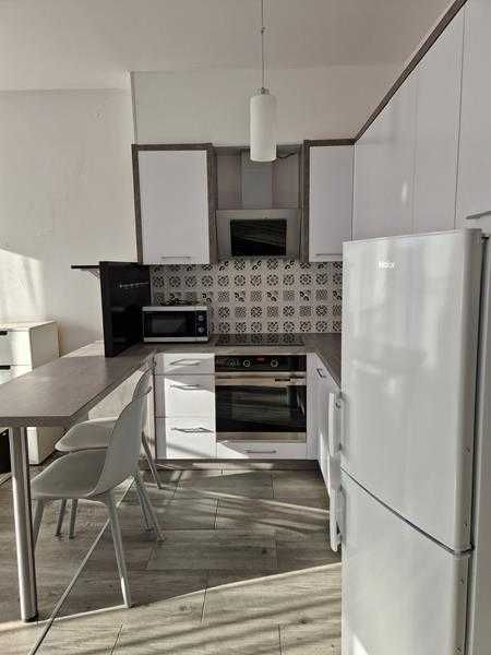 wynajmę mieszkanie z miejscem garażowym