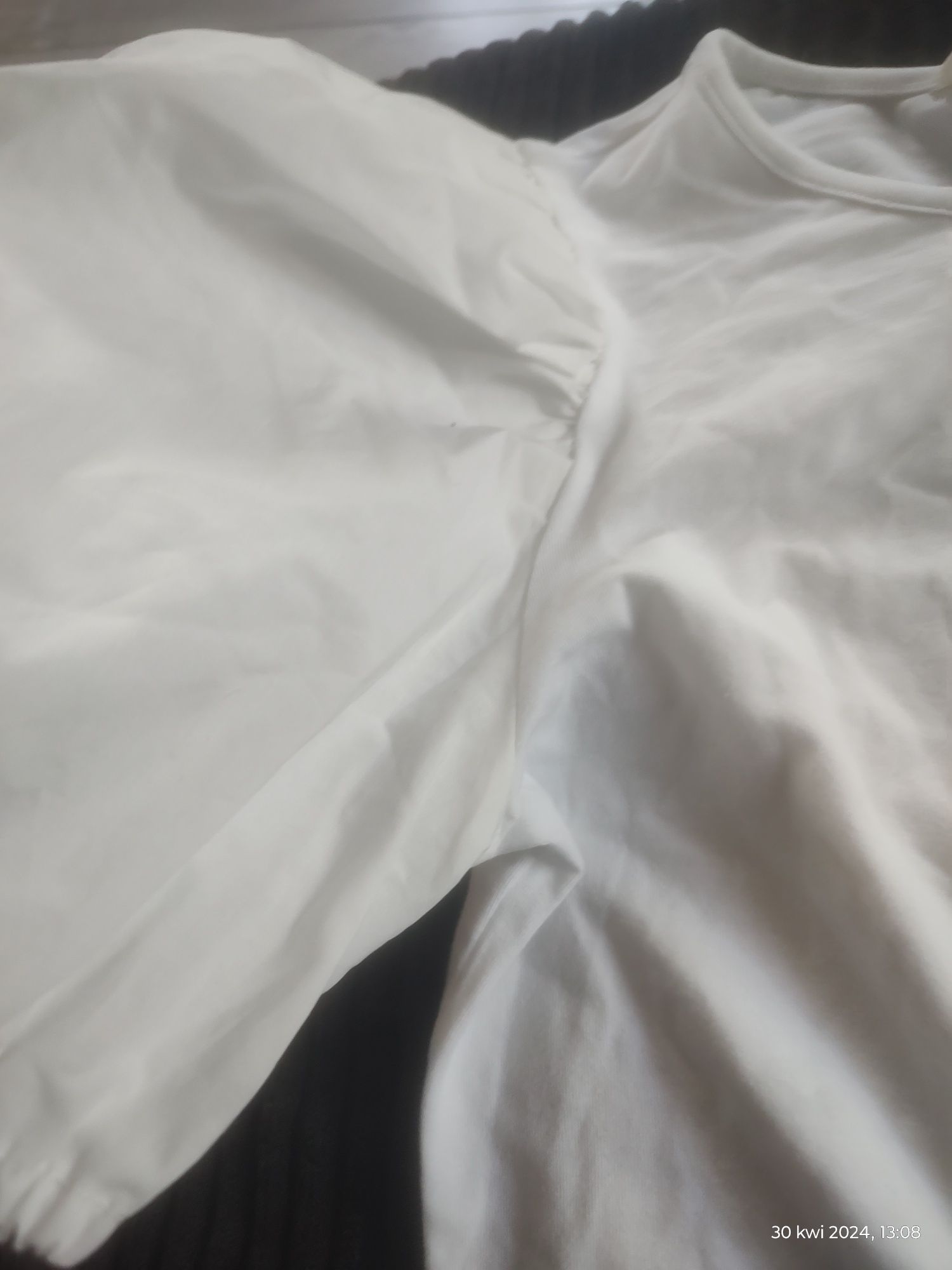 Bluzeczka r xs z koszulowymi rekawami