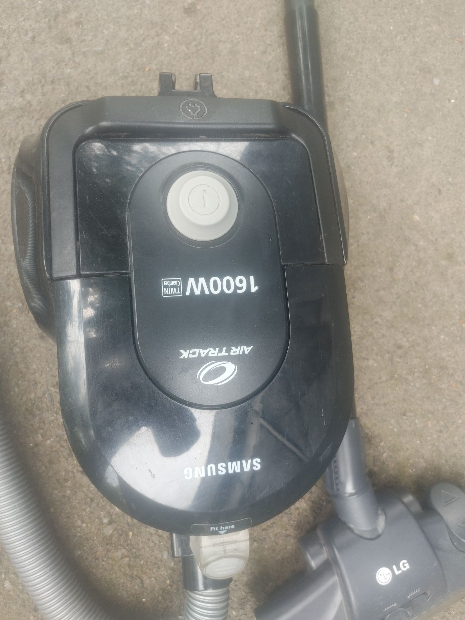 Пылесос Samsung Air Track 1600w