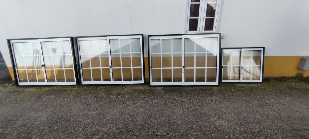 Janelas em alumínio com vidro duplo