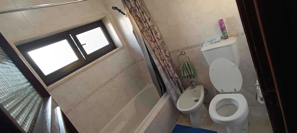 Quarto individual perto da praia com serviços incluídos em Gaia-Porto