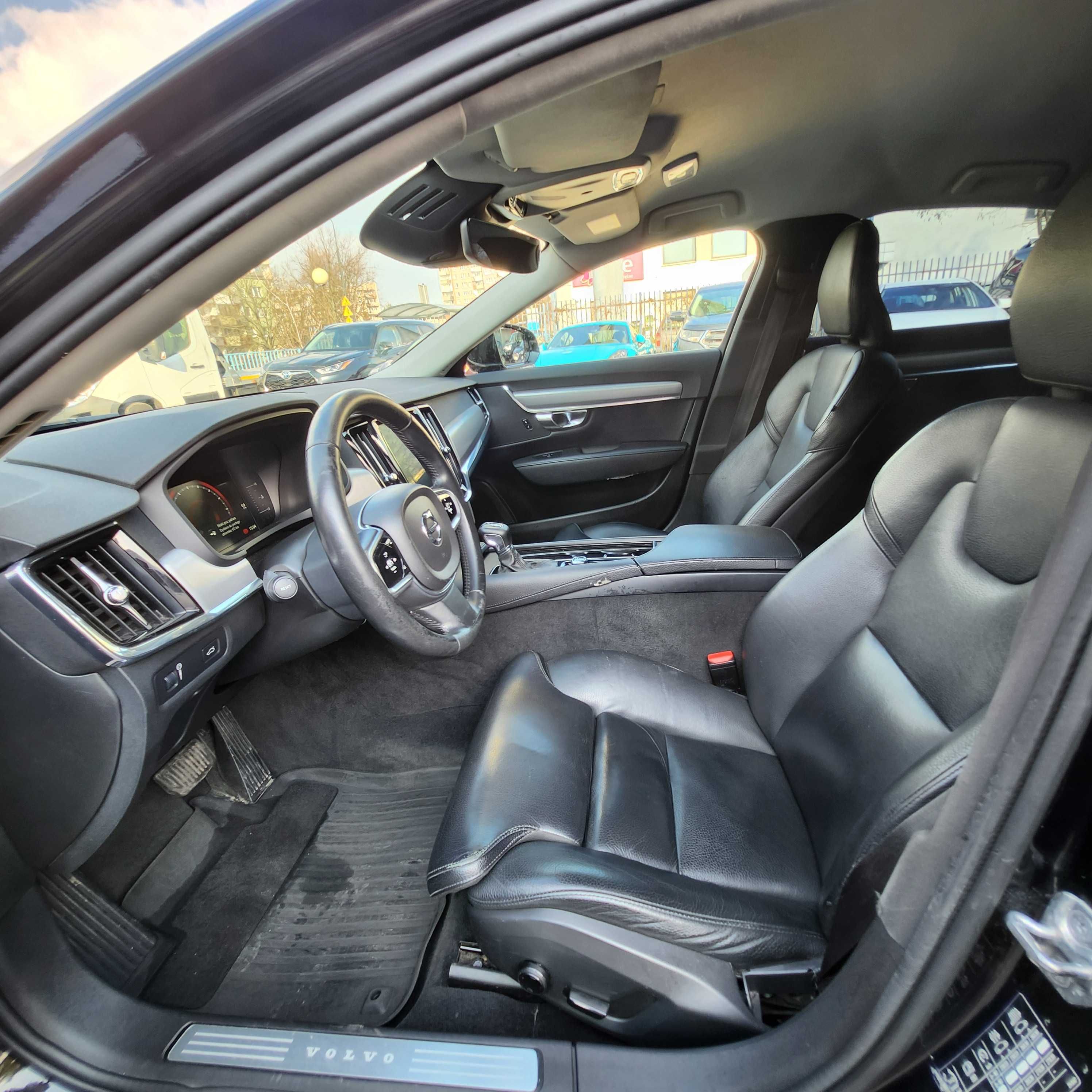 Wynajem wypozyczalnia samochodow aut premium Volvo S90