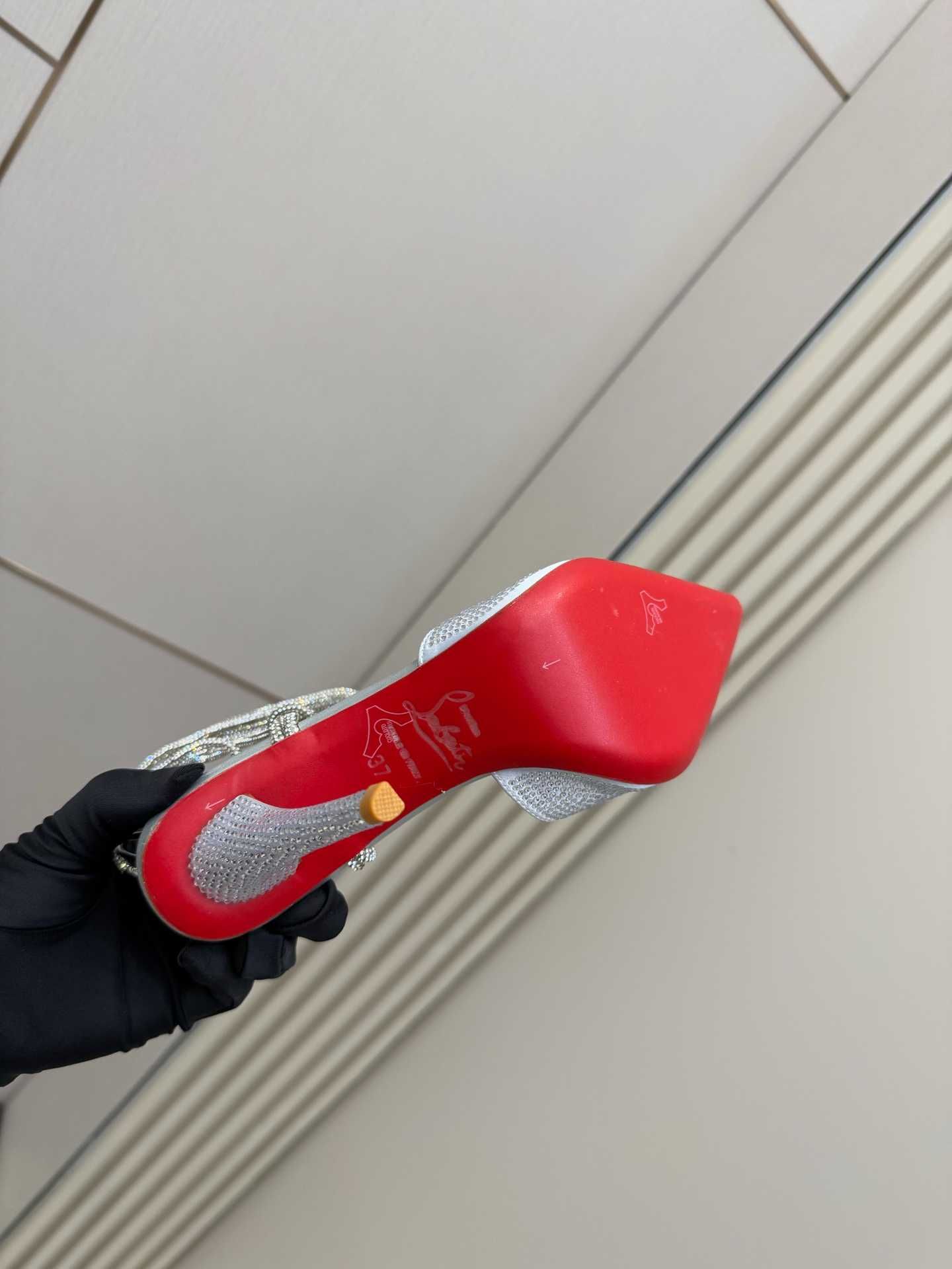 Sandały Cistian Louboutin, damskie wysokie obcasy