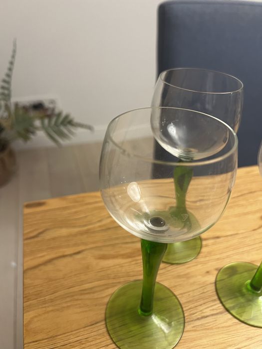 3 kieliszki do wina PRL zielona nóżka