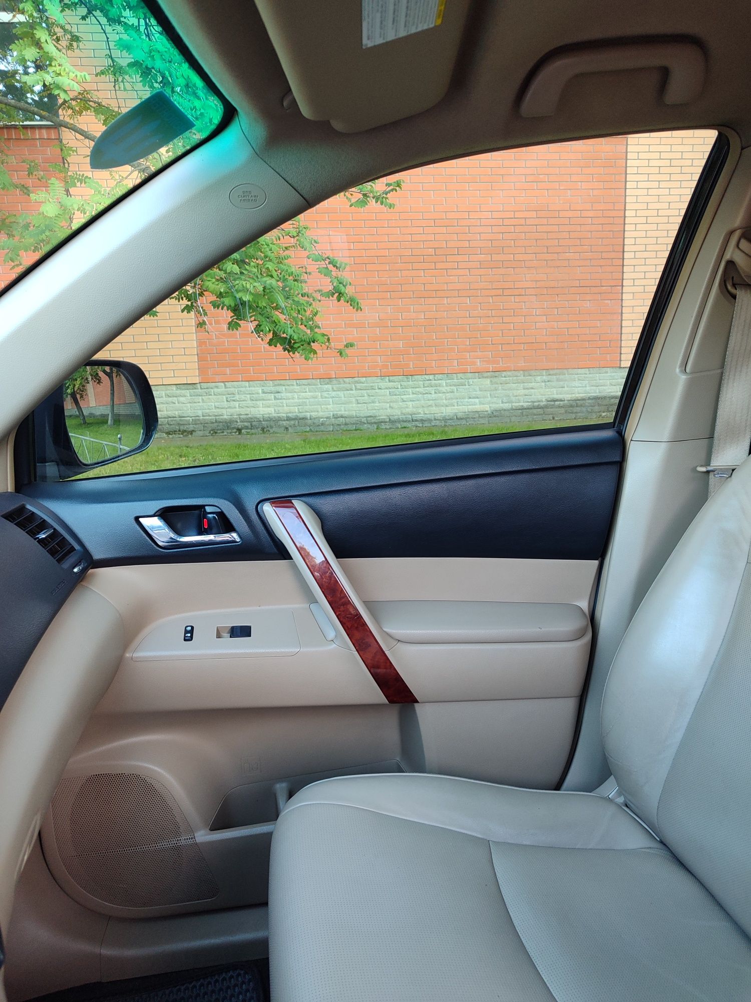 Toyota Highlander 3.5 2011р